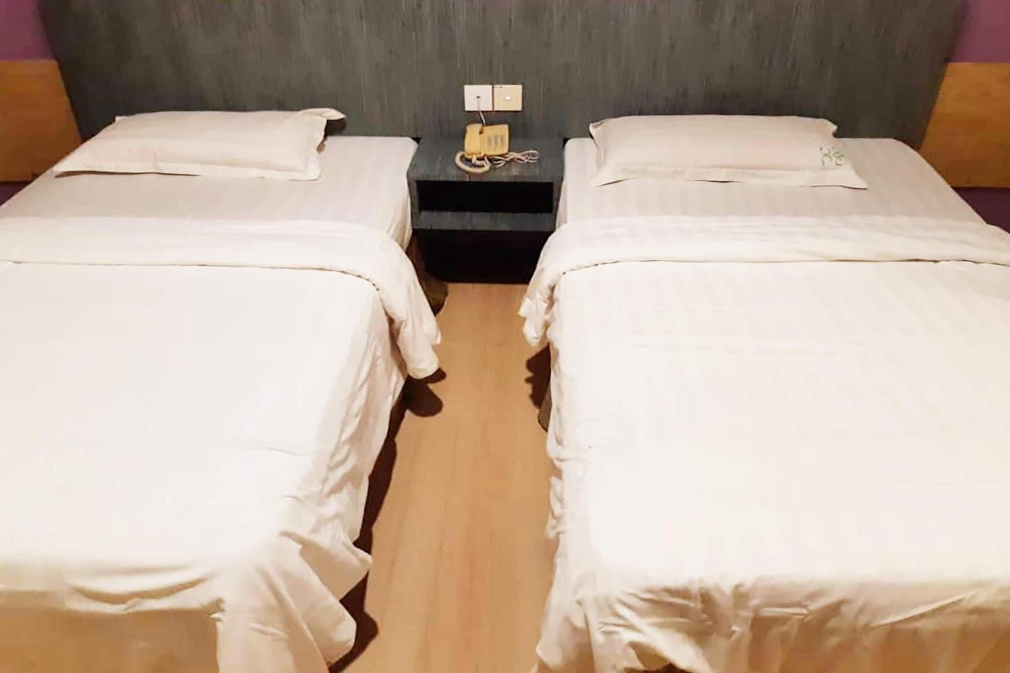 Super Oyo 43930 Hotel Esplanade Sandakan Exterior photo