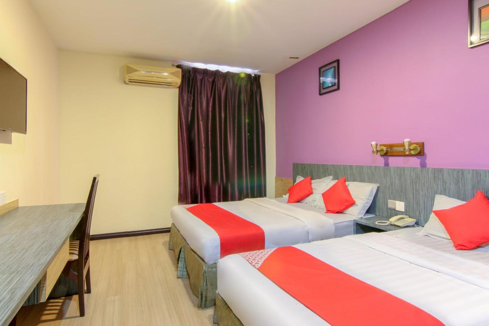 Super Oyo 43930 Hotel Esplanade Sandakan Exterior photo